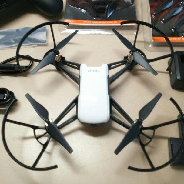 ドローン DJI Tello ＋ コントローラー フルセット