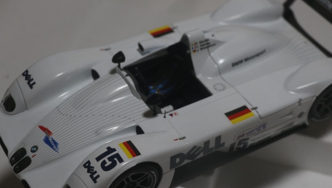 貴重 京商製　Ｖ１２ＬＭＲ　1／１８　１９９９ル・マン２４Ｈ優勝車　中古品
