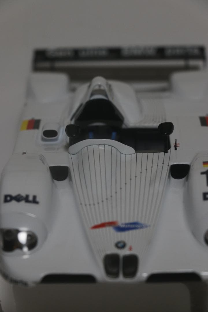 貴重 京商製　Ｖ１２ＬＭＲ　1／１８　１９９９ル・マン２４Ｈ優勝車　中古品