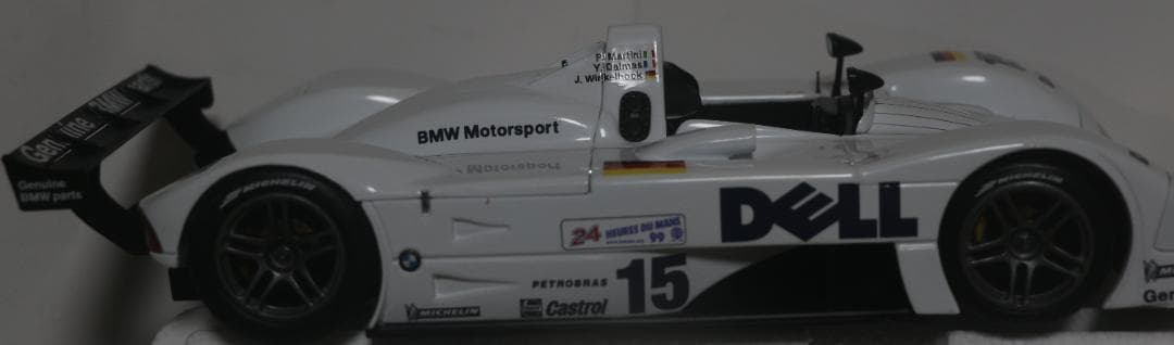貴重 京商製　Ｖ１２ＬＭＲ　1／１８　１９９９ル・マン２４Ｈ優勝車　中古品