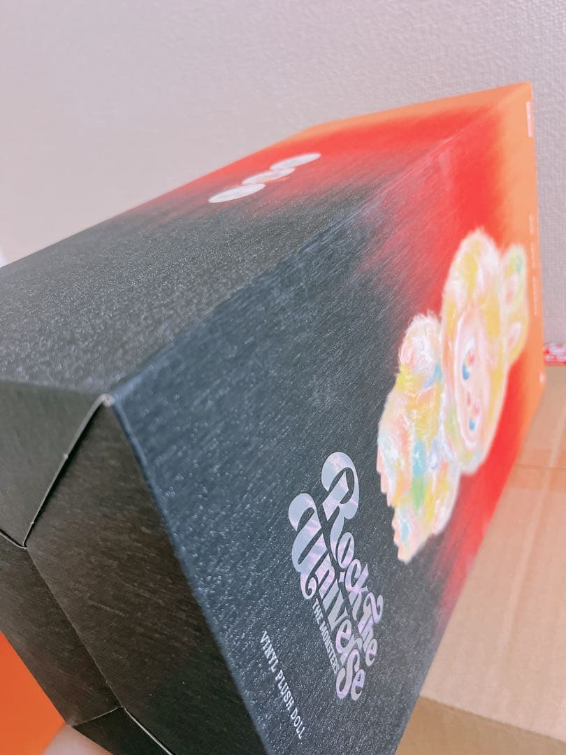 ラブブ　POP MART Rock the Universe