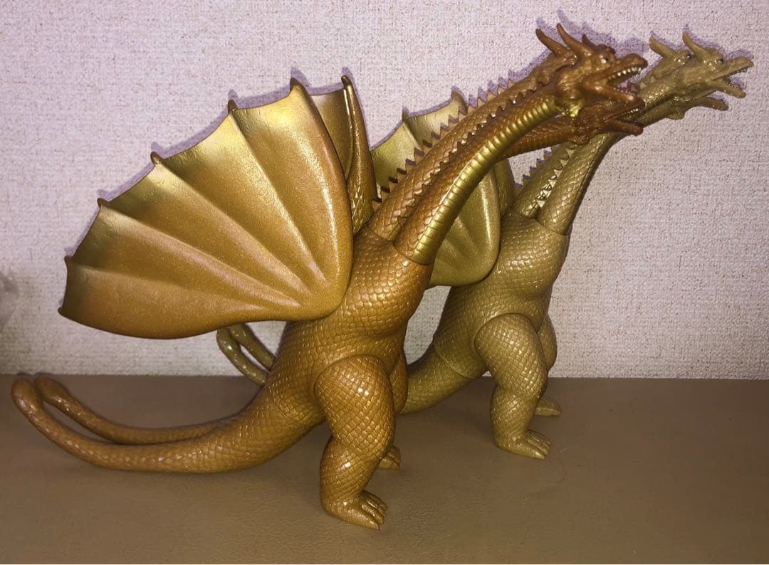 キングギドラ フィギュア⭐️レア色違い⭐️貴重な2本つの⭐️歴代怪獣ボックス版　ゴジラ