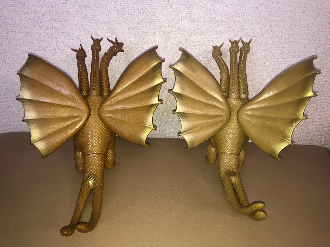 キングギドラ フィギュア⭐️レア色違い⭐️貴重な2本つの⭐️歴代怪獣ボックス版　ゴジラ