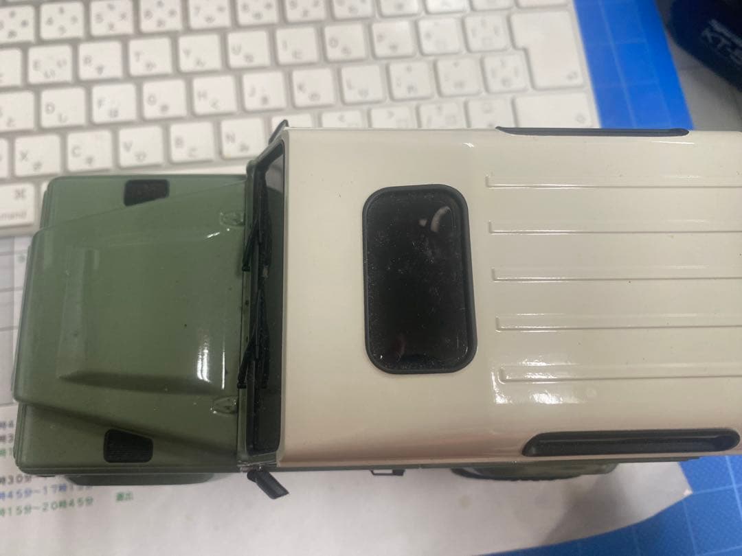 ミニッツ4×4 ディフェンダー