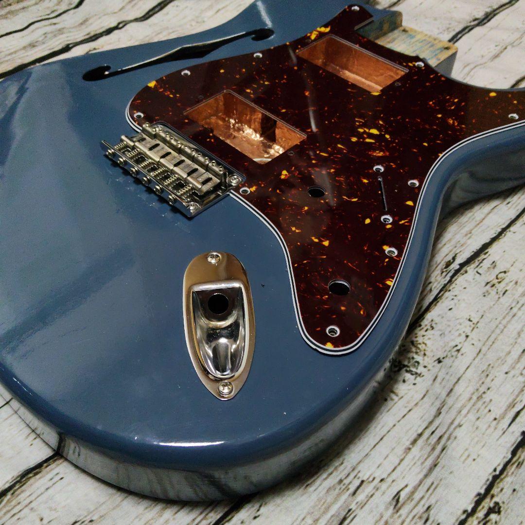 ストラトキャスタータイプ　ボディ　シンライン　セミアコ　エレキギター