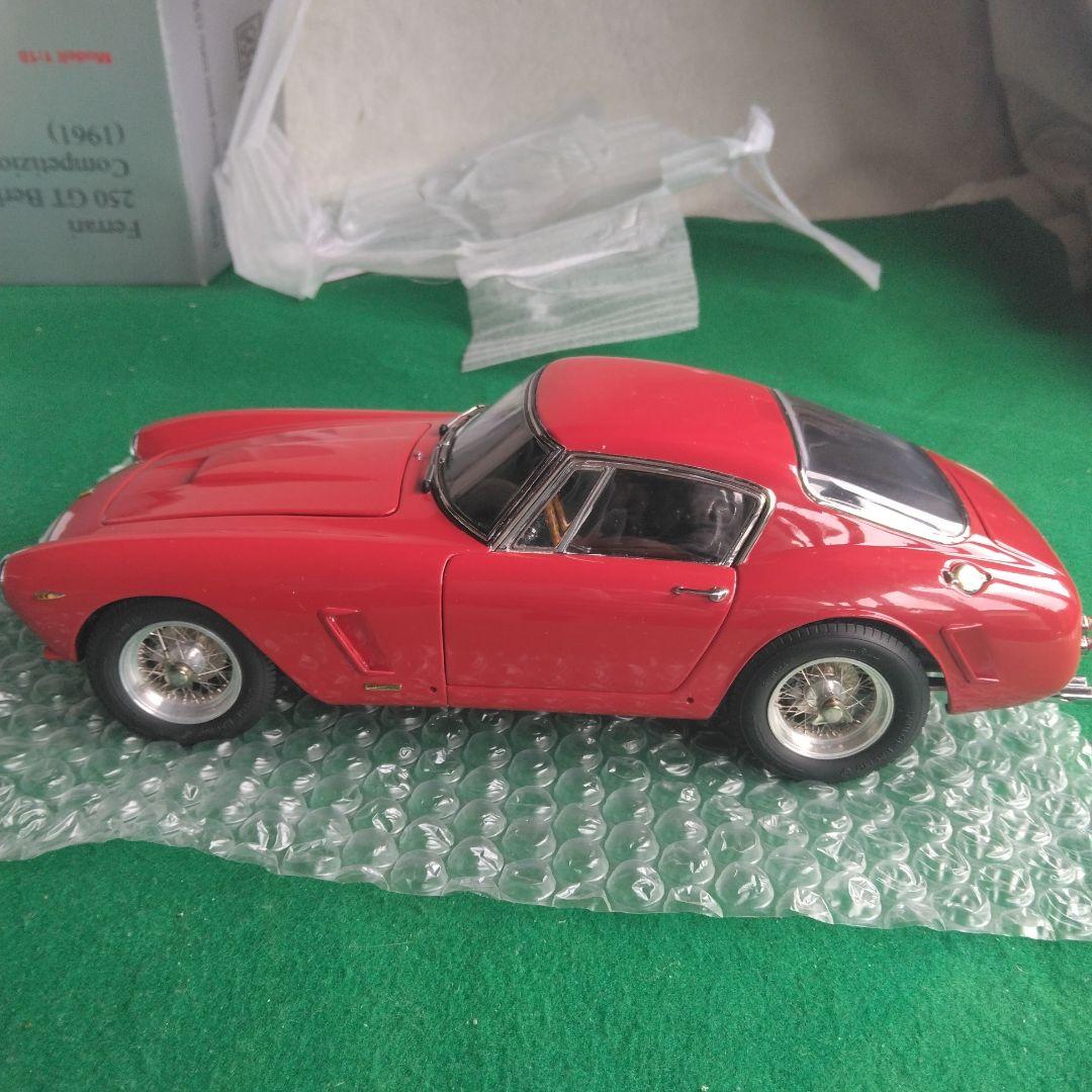 ミニカー CMC1/18 Ferrari 250 GT SWB 1961