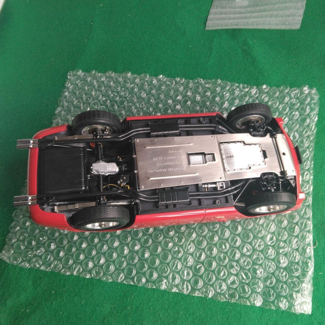 ミニカー CMC1/18 Ferrari 250 GT SWB 1961