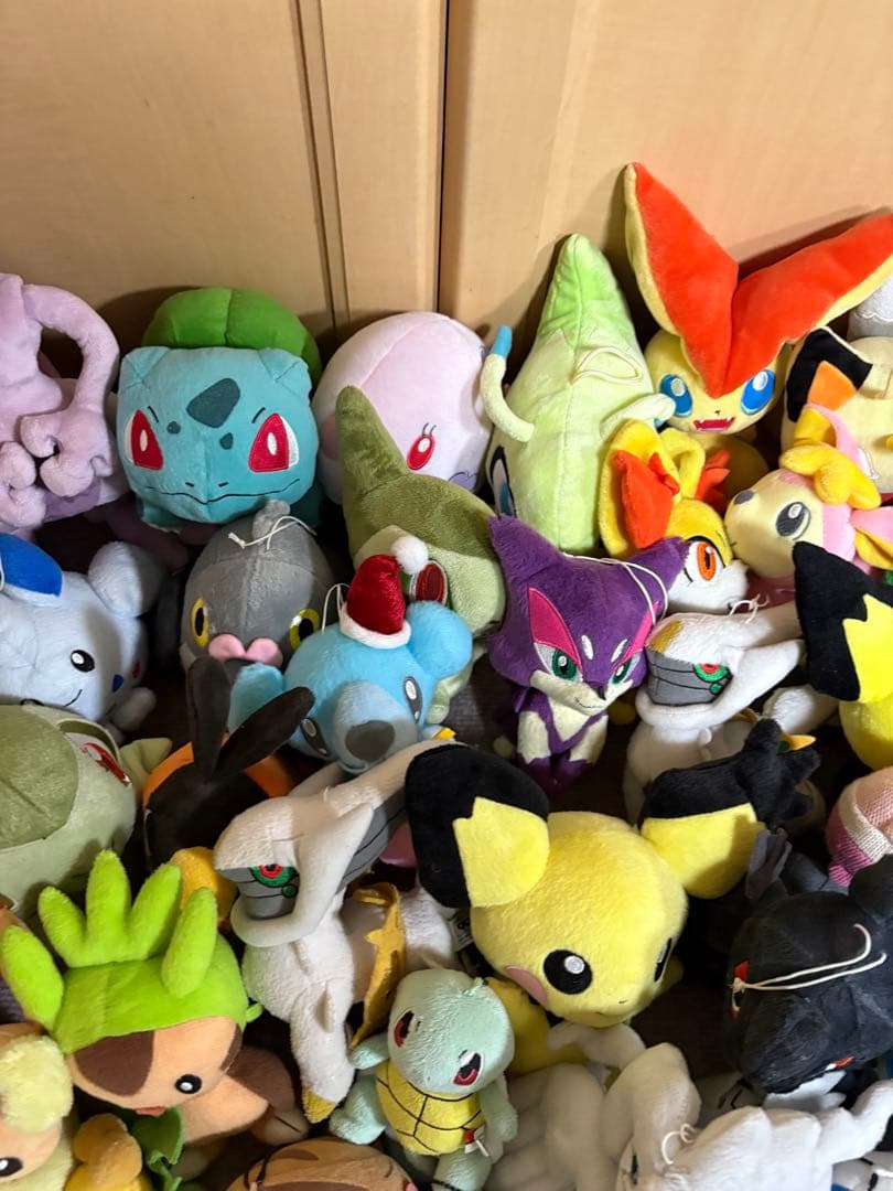 ポケモンぬいぐるみまとめ売り　75体