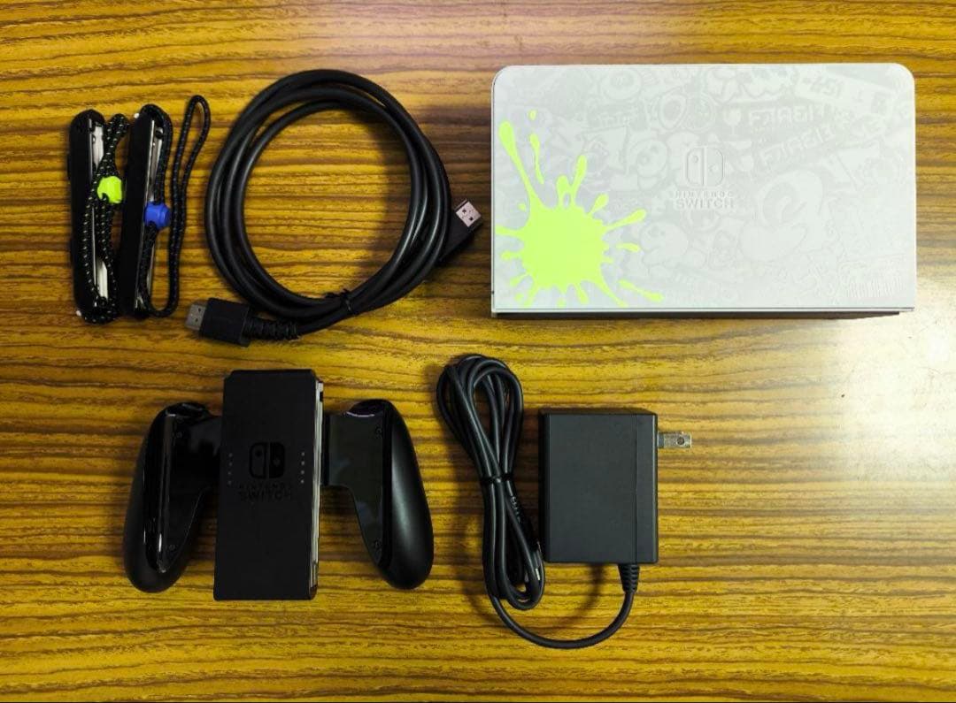 【美品】Nintendo Switch スプラトゥーン3エディション