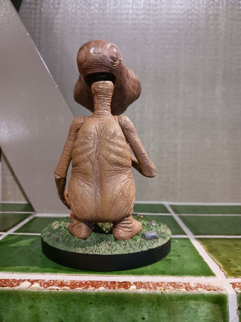 E.T. HEADKNOCKERS フィギュア