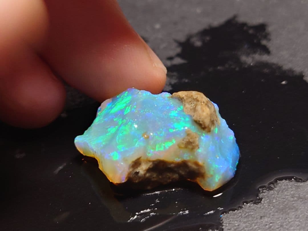 エチオピアウェロ産　チョーク　オパール　原石　鉱物標本