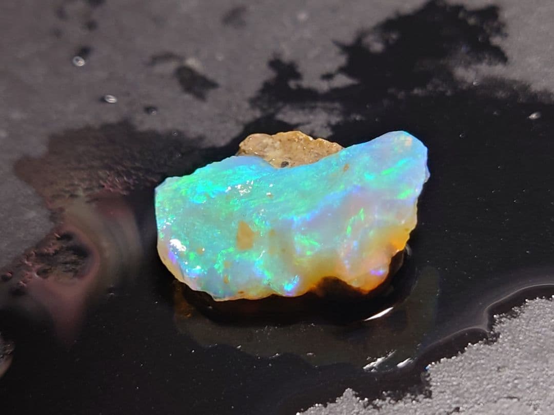 エチオピアウェロ産　チョーク　オパール　原石　鉱物標本