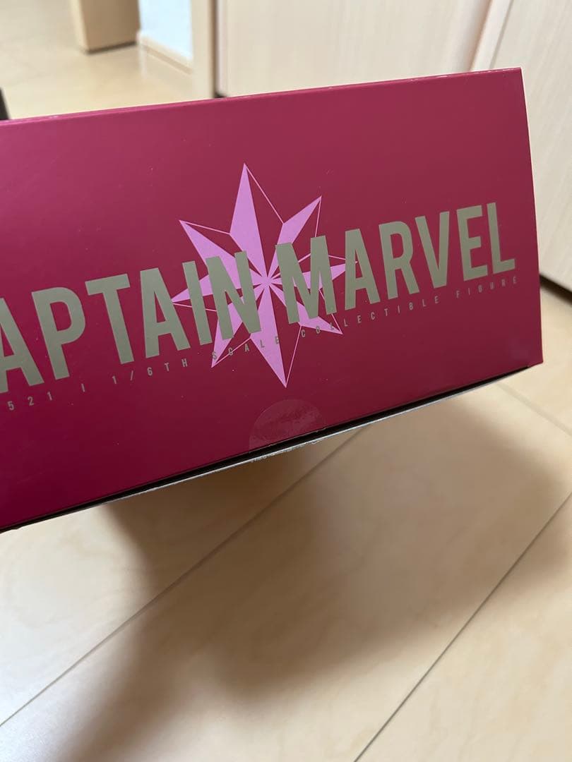 キャプテン・マーベル フィギュア　即購入OK