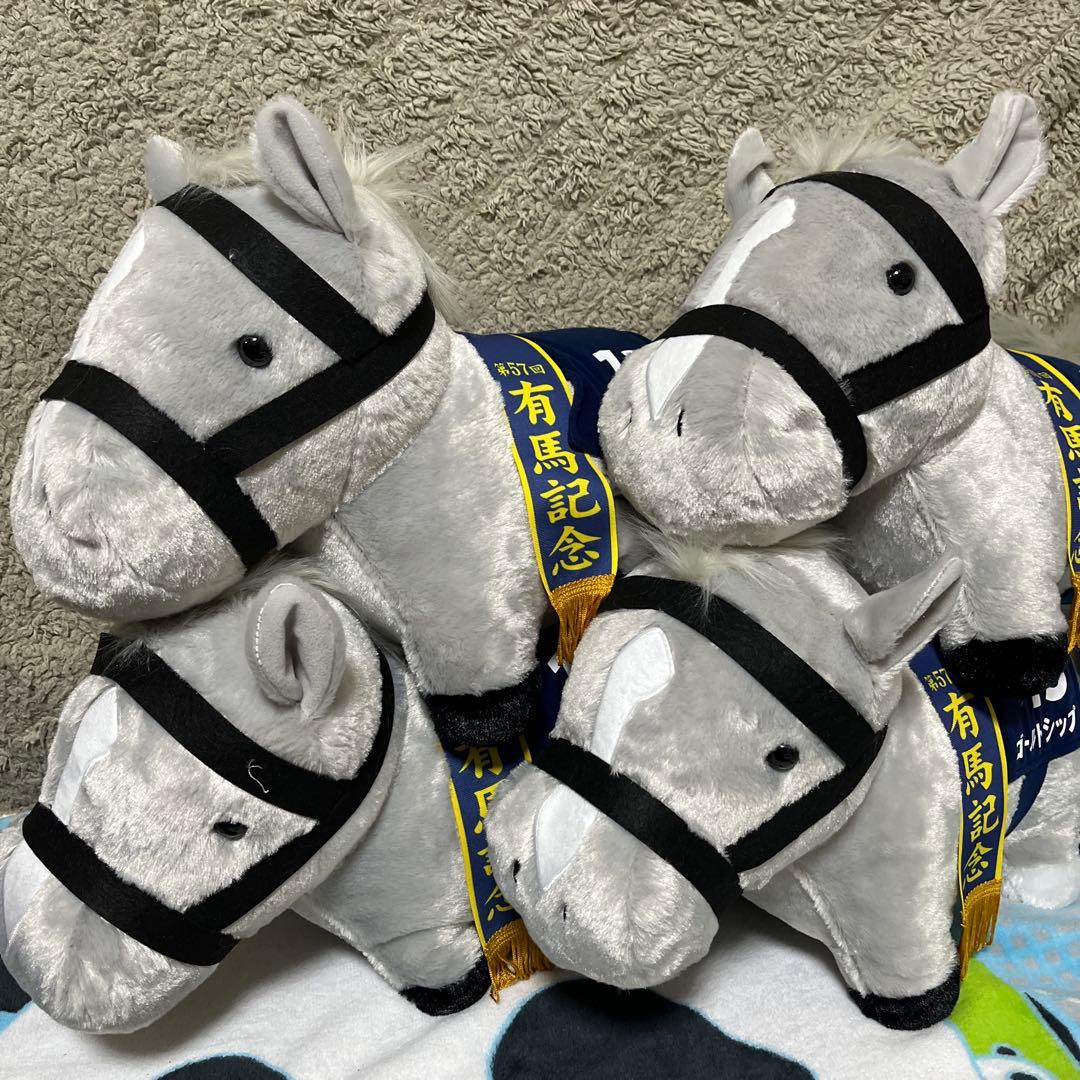 サラブレッドコレクション　ふわふわBIG ゴールドシップ4体セット