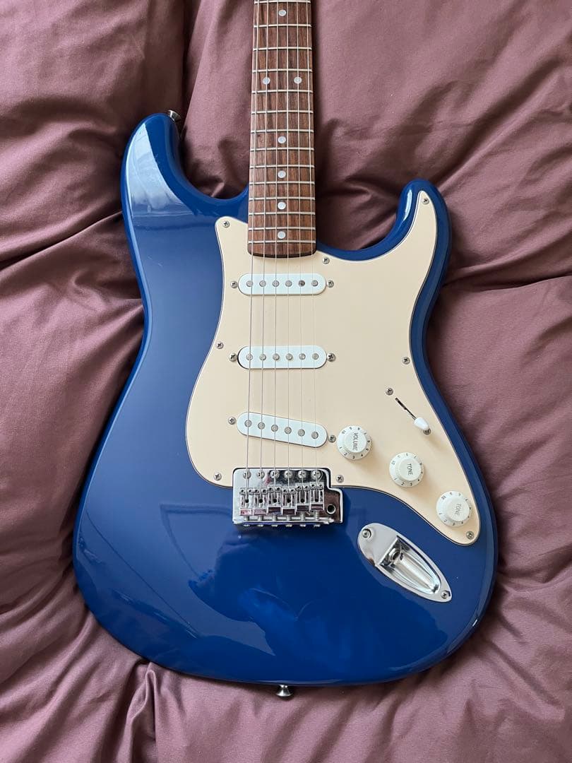 【調整済】squier スクワイア　エレキギター　fender 新品弦　説明必読