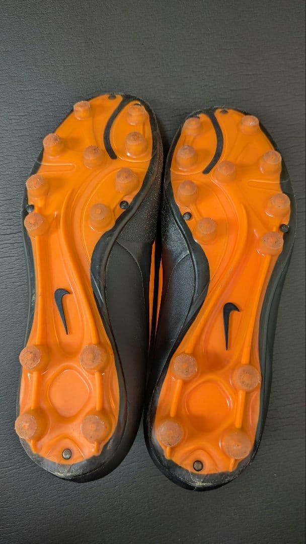 ①ナイキ NIKE ハイパーヴェノム ファタル HG サッカースパイク