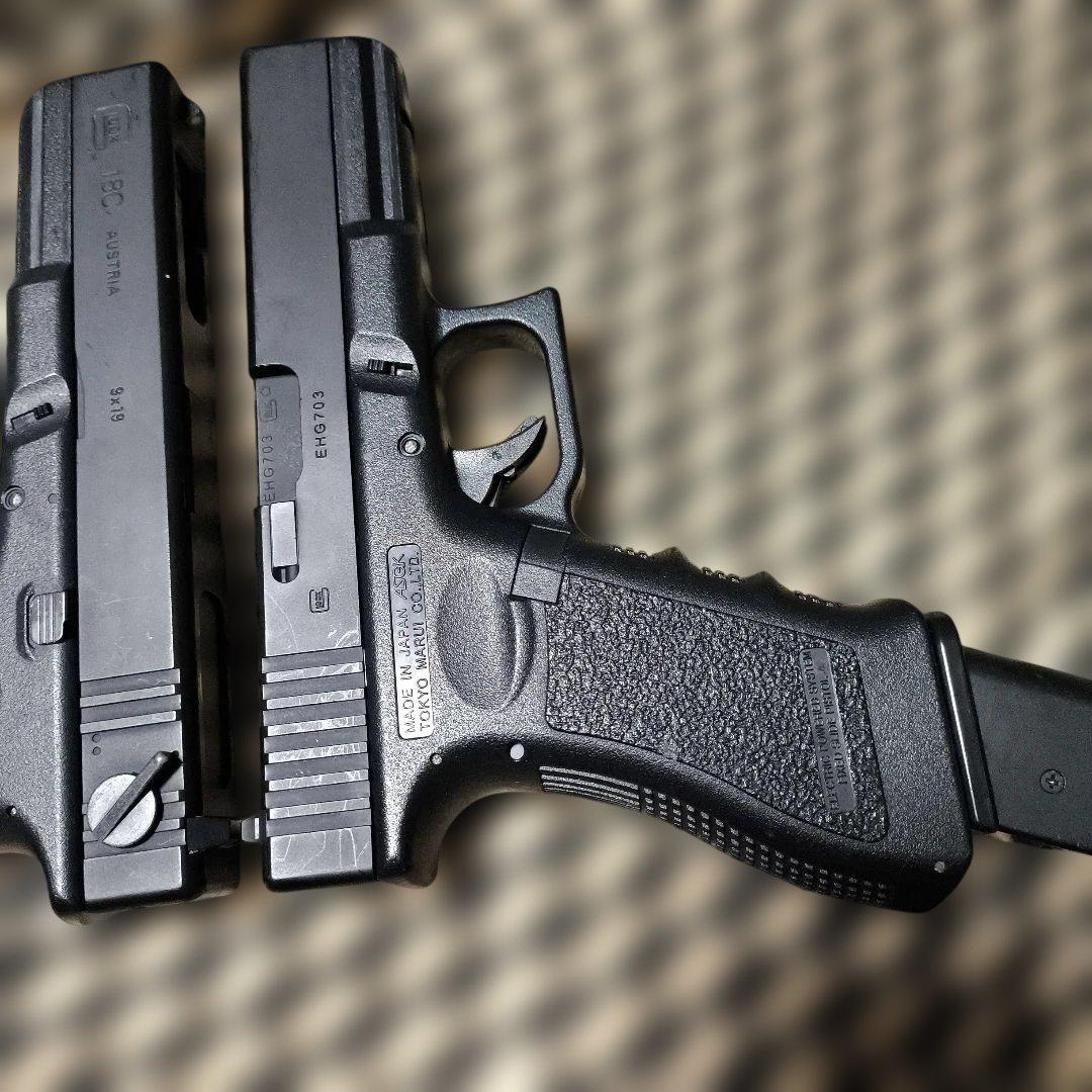 1 東京マルイ製　グロック18C　電動ハンドガン　二丁セット　ロングマガジン