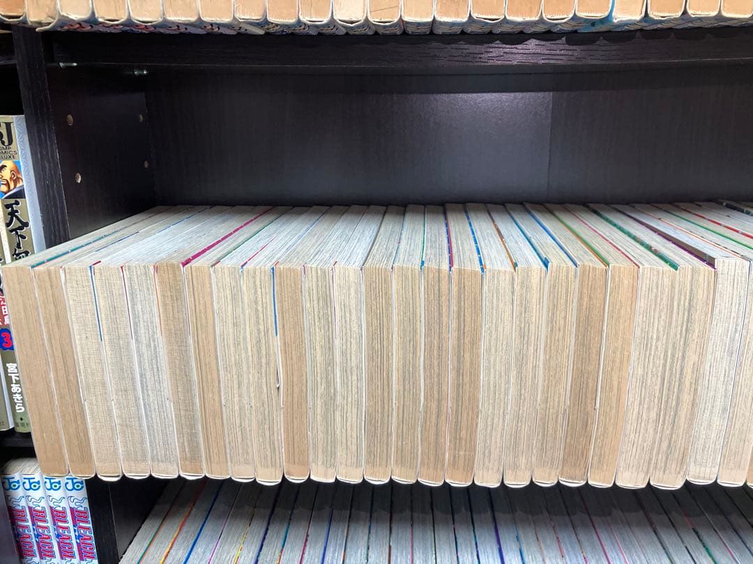 ジョジョの奇妙な冒険　1〜8部　全巻セット　ほか関連本3冊　／　計134冊