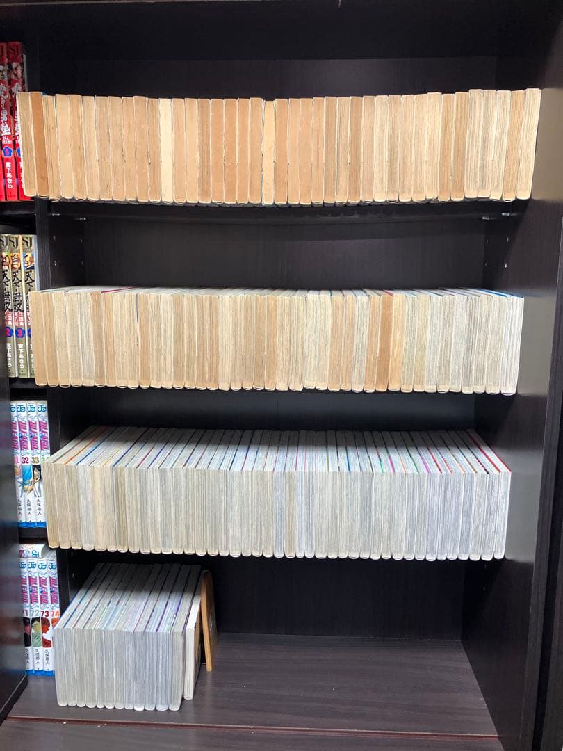 ジョジョの奇妙な冒険　1〜8部　全巻セット　ほか関連本3冊　／　計134冊