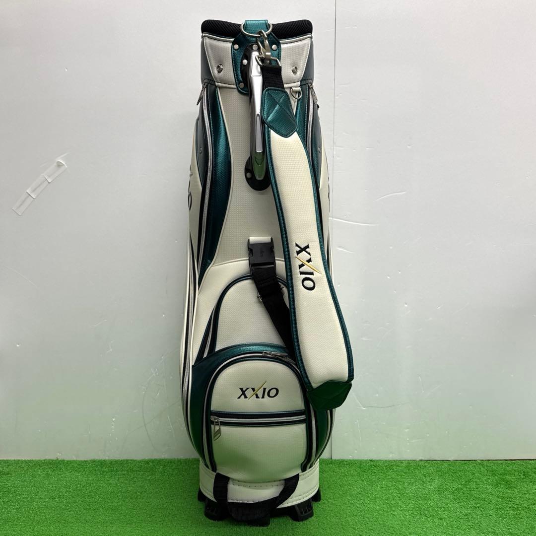 ゼクシオ XXIO ゴルフバック キャディバック　8インチ ホワイト　中古