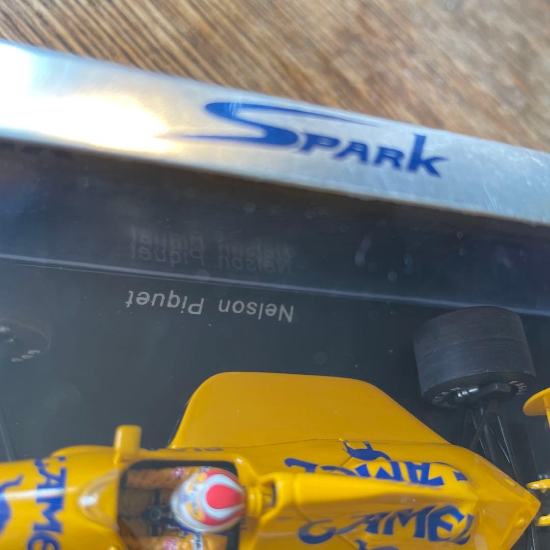 絶版 1/43 スパーク　ロータス　ジャッド　 日本GP4位　1989 N.ピケ