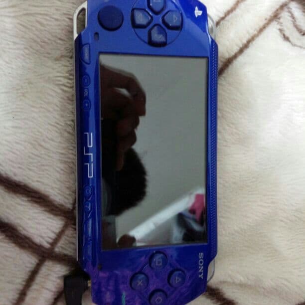 PSP本体、ソフトセットです