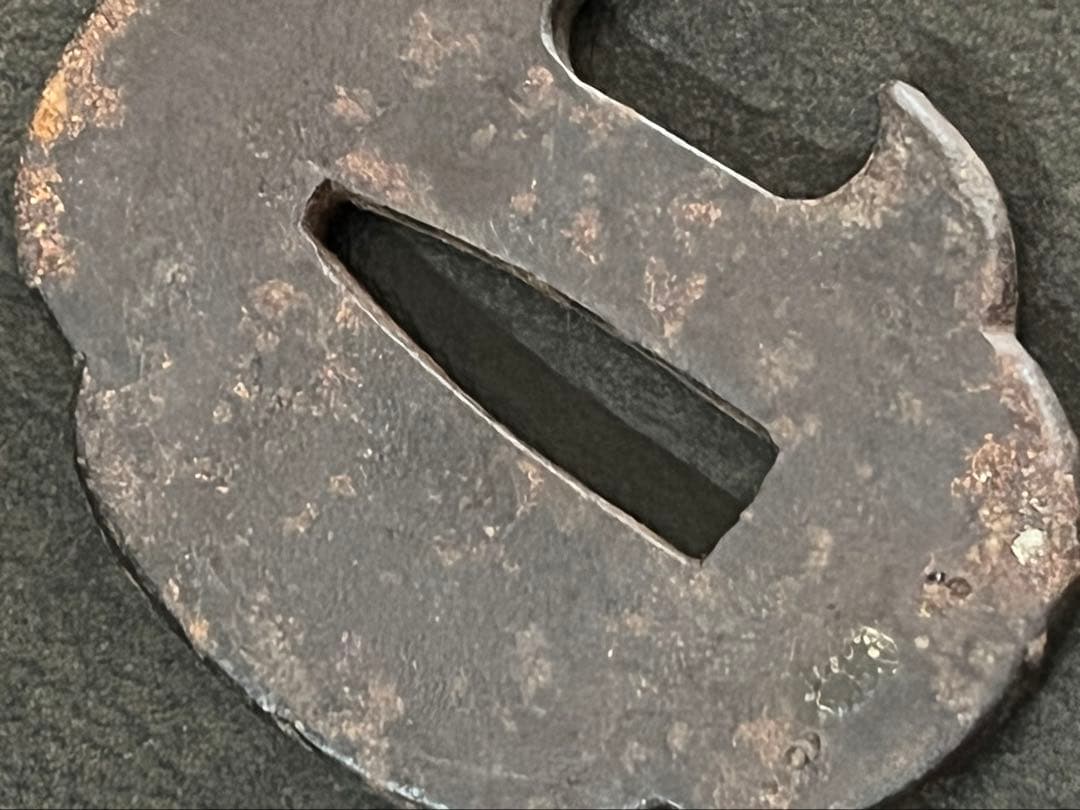 鍔　鉄地　透かし　植物象嵌　2点セット