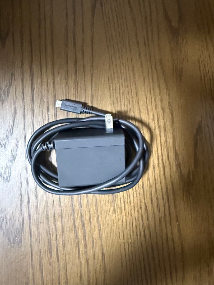 ニンテンドースイッチ　switch 、ホリパッド