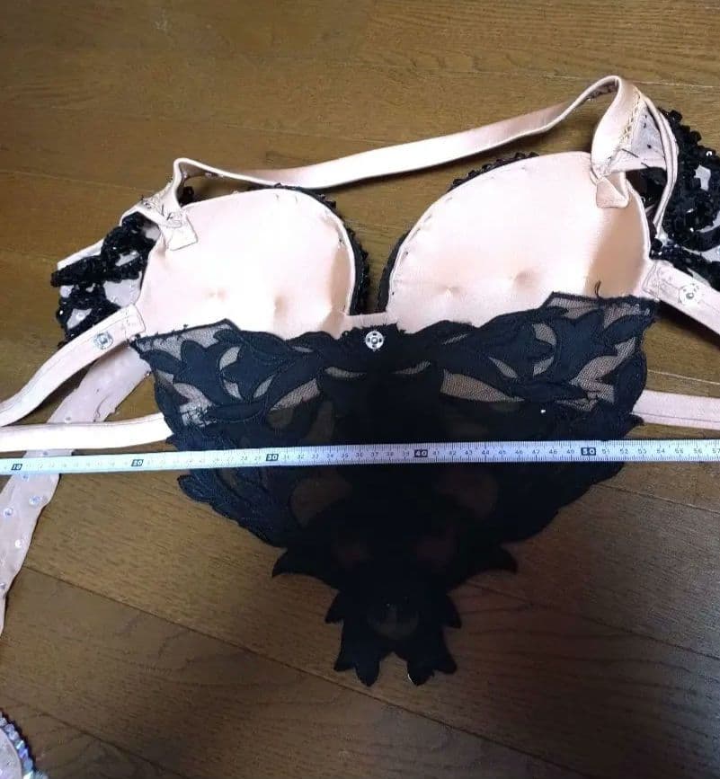 ベリーダンス衣装 ベージュ ブラック アーム付