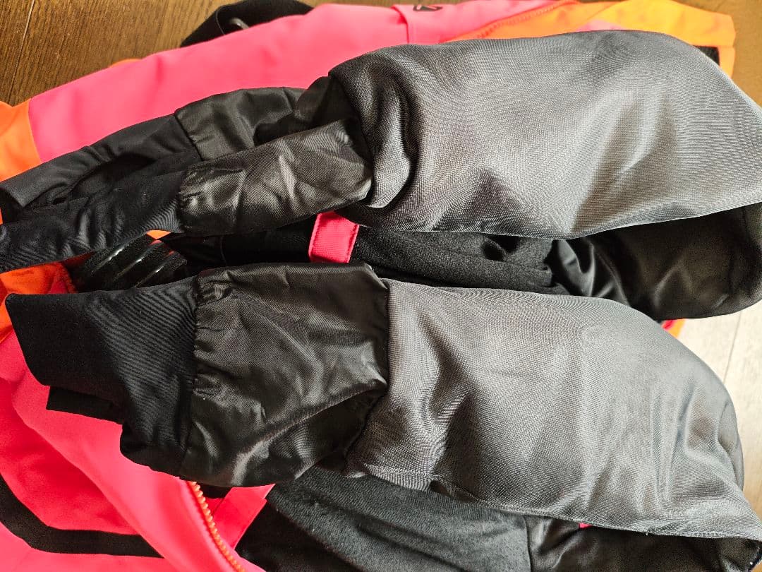 フェニックス　Phenix　マゼンダ　150cm スキーウェアセット