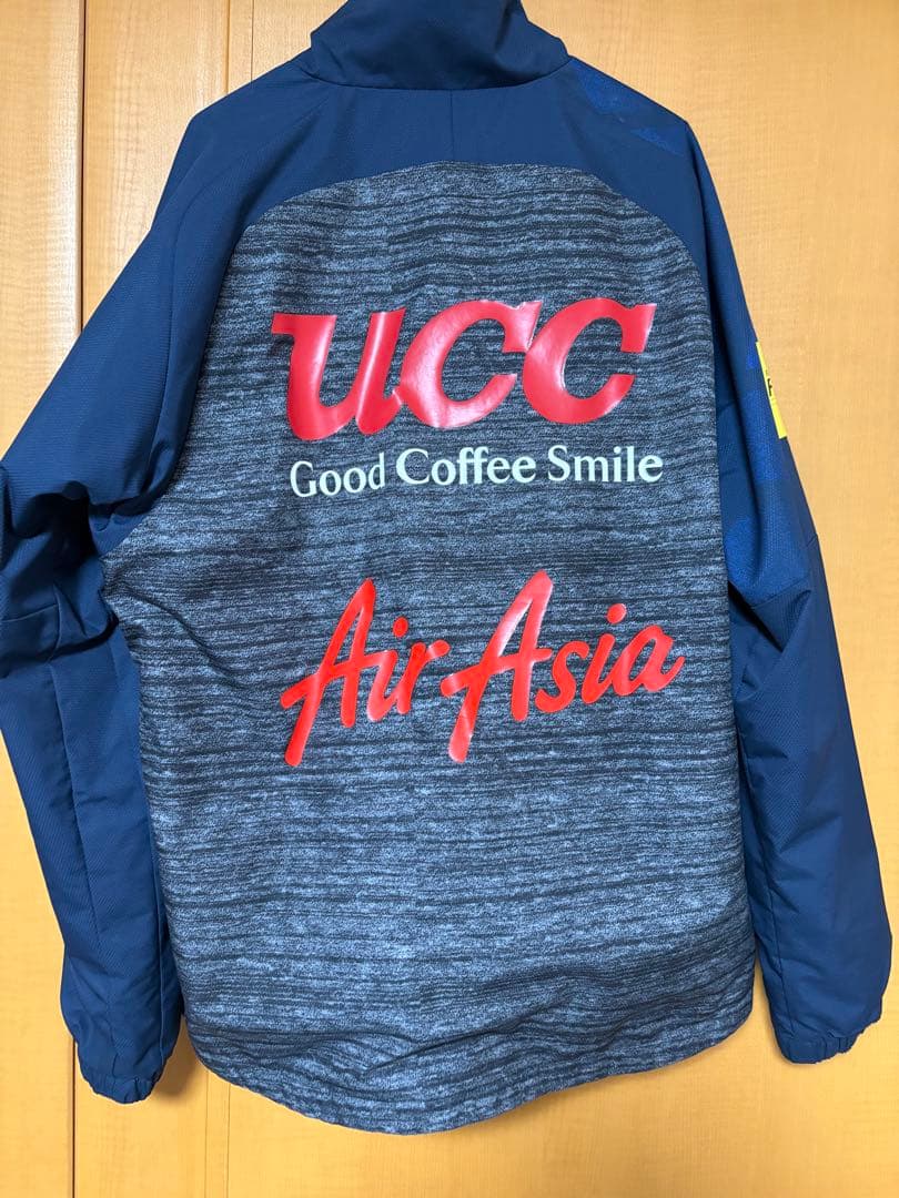 グランパス　ウォーマージャケット