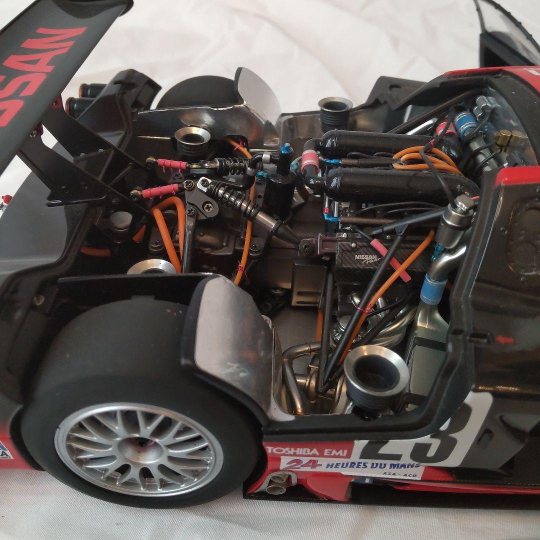 1/18 オートアート 日産　R390 箱なし　難あり