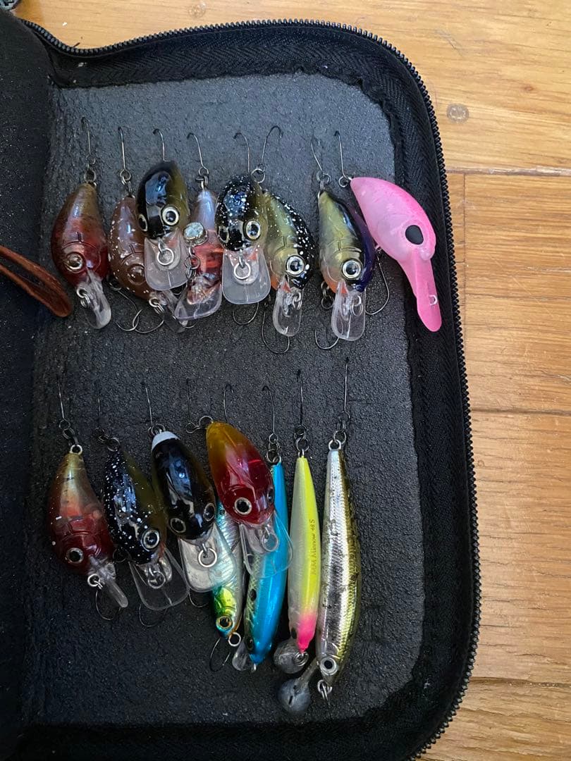 ★管釣トラウトルアー大量　ワレット毎！スプーン、クランク、ミノ一