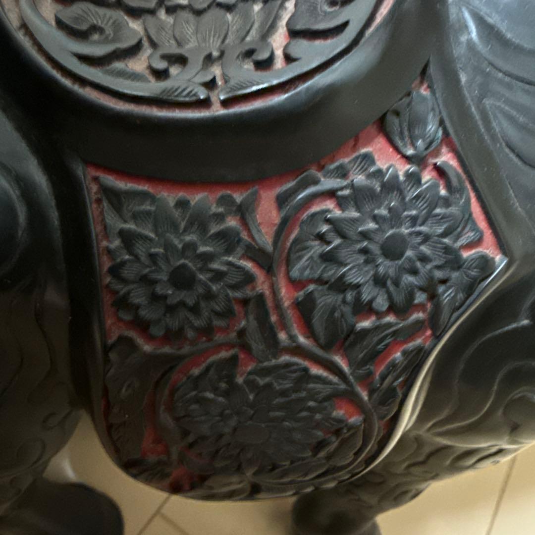 美品!堆朱堆黑馬細密彫刻縁起物置物唐物漆芸中国美術時代物古玩骨董品アンティーク