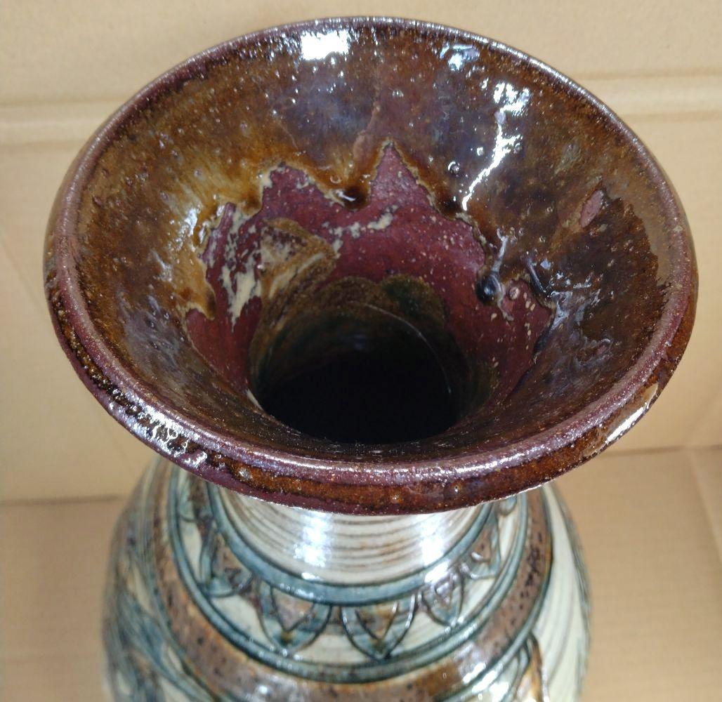 大傑作【本物保証】金城次郎 魚紋花瓶 共箱(本人直筆）h42cm超 栞 人間国宝