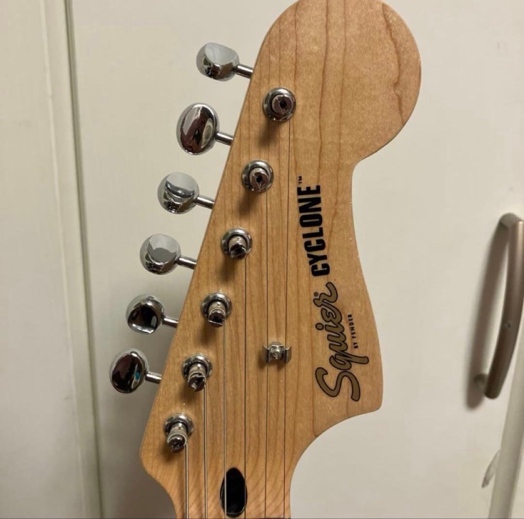 ギター Squier by Fender Paranormal Cyclone
