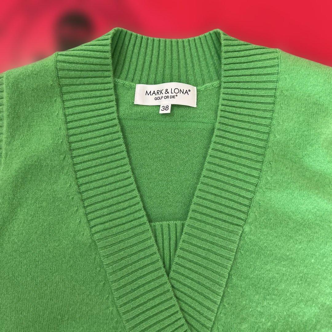 マーク＆ロナ　カシミヤベスト　38