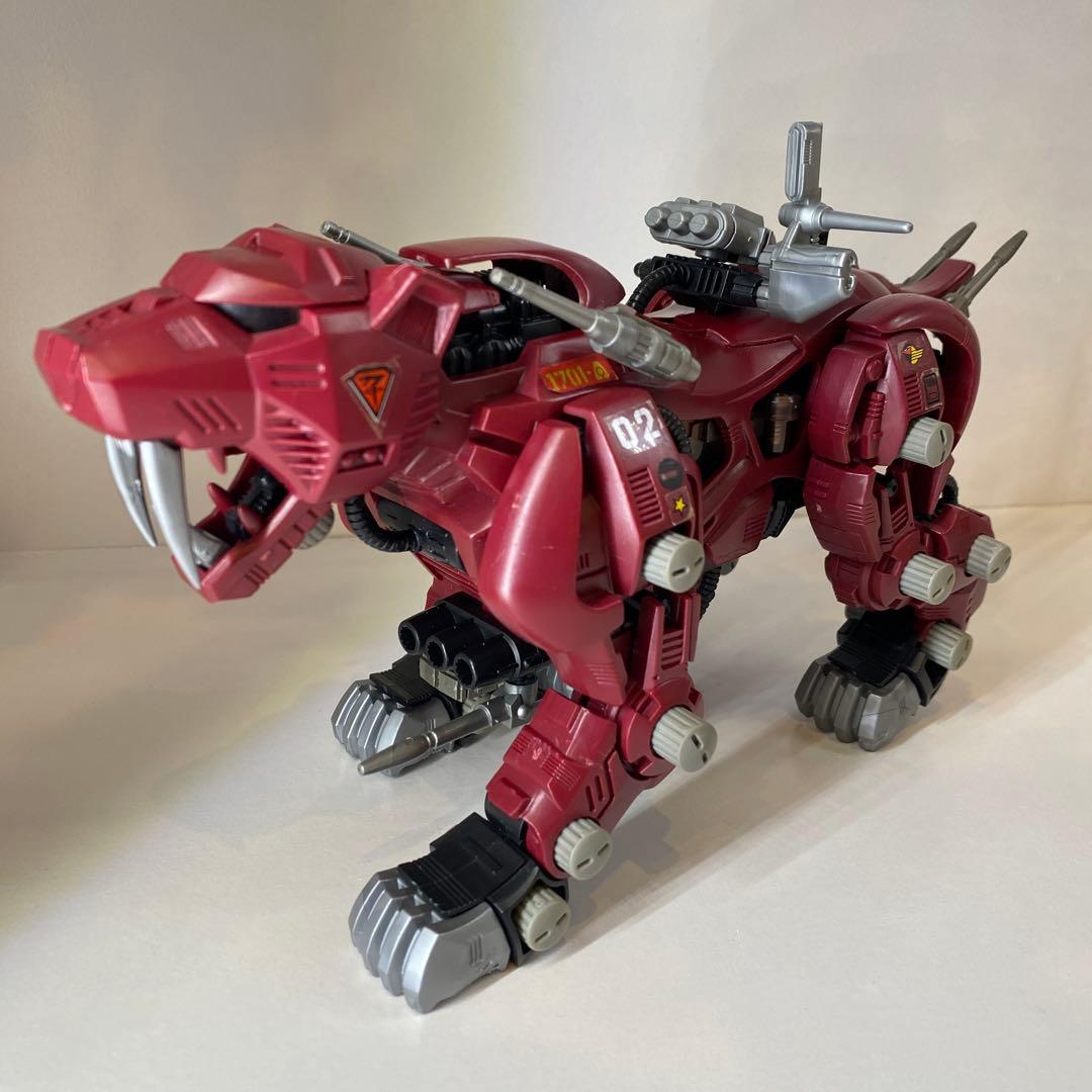 メカ生体ゾイド レッドホーン サーベルタイガー