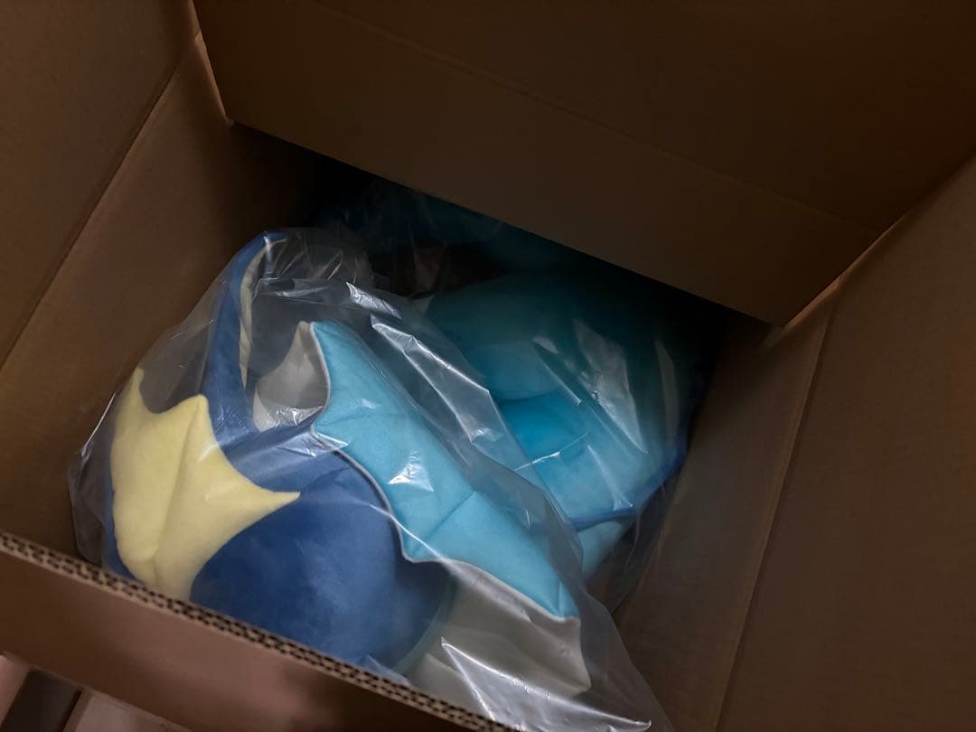 新品　等身大　シャワーズぬいぐるみ　寝そべり