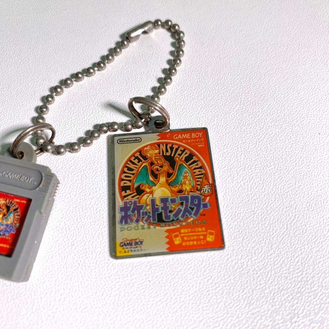 【希少】レア　ポケットモンスター　赤　パッケージ　ソフト　メタル　キーホルダー