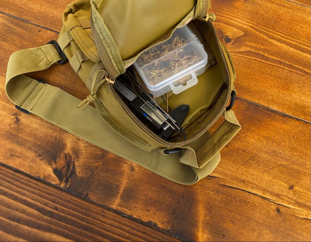 クワガタ採集セット　オリジナル掻き出し棒　デジタルノギス　採集ケース　アーミー