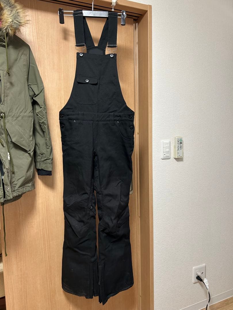 L1エルワン　スノーボードウエアジャケット　ウェア　ビブパンツセット　女性用