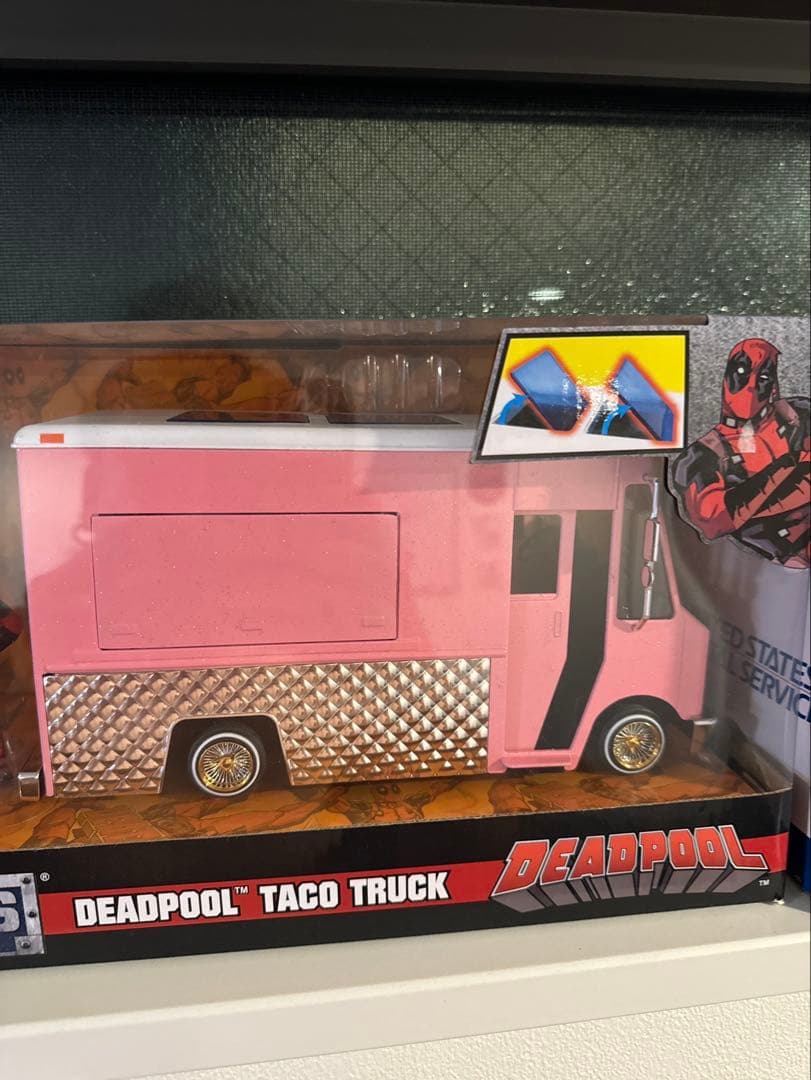 DEADPOOL TACO TRUCK ミニカー　ホットウィール