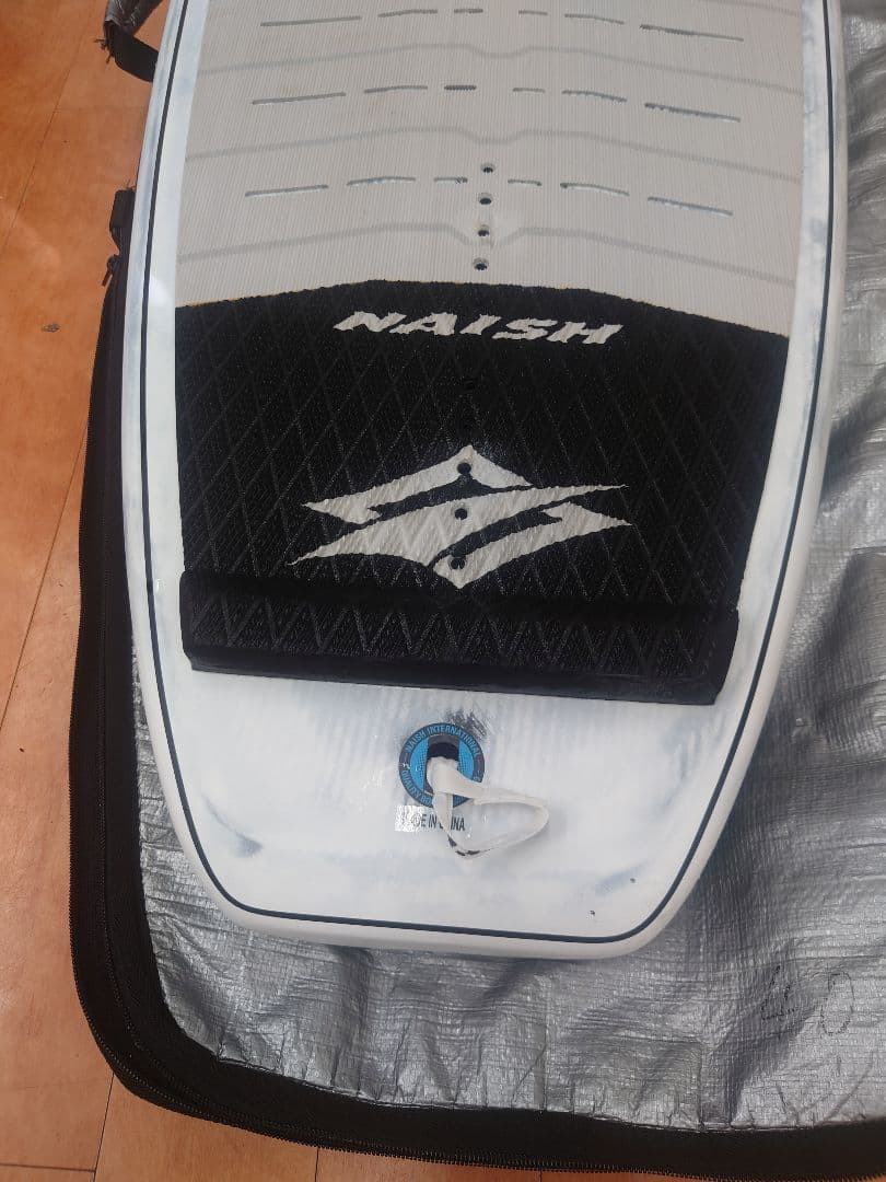 NAISH CHIMERA 4'10\" ウイングフォイルボード40リットル