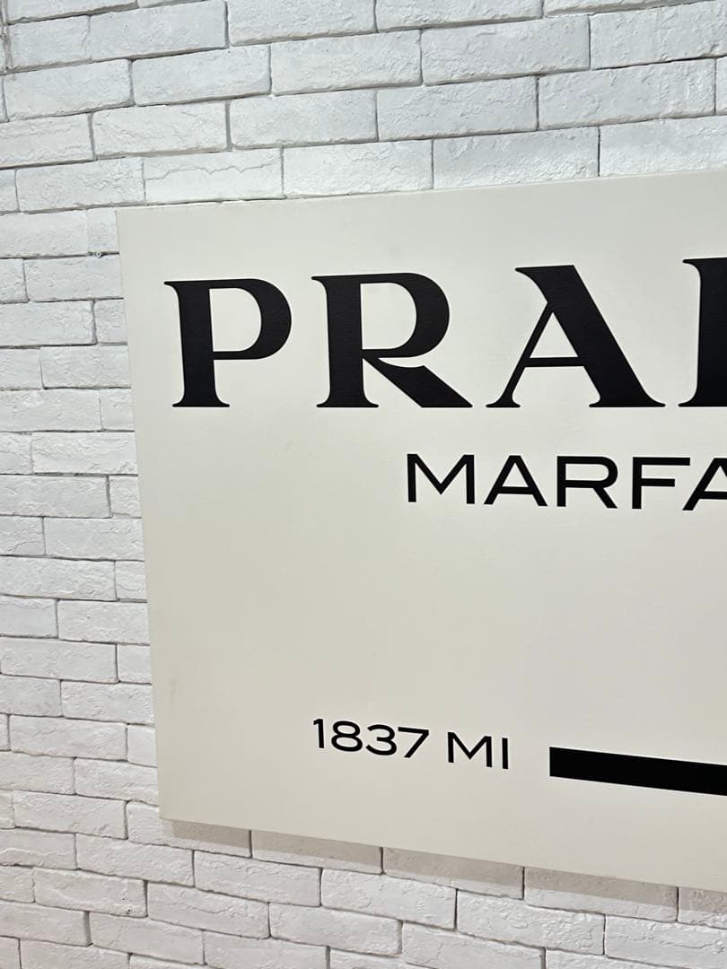 【東京都23区配送無料】定価12万円　プラダ　アートパネル　特大　キャンバス　絵