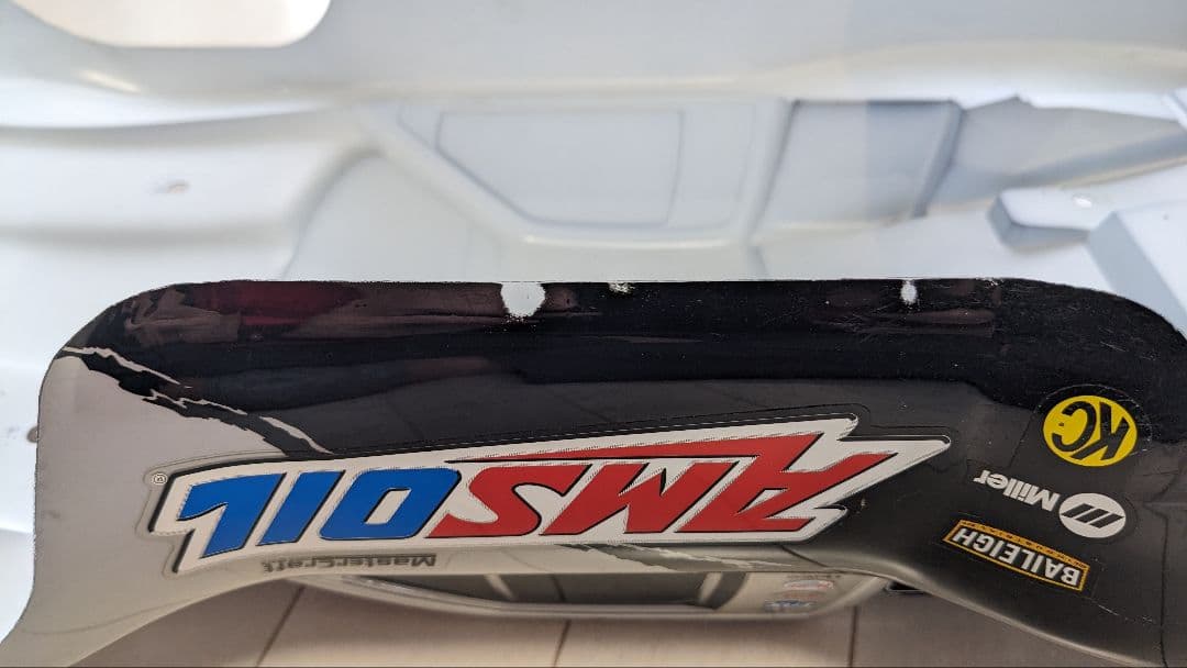 トラクサス スラッシュ Traxxas Slash 4✕4 1/10 ボディ