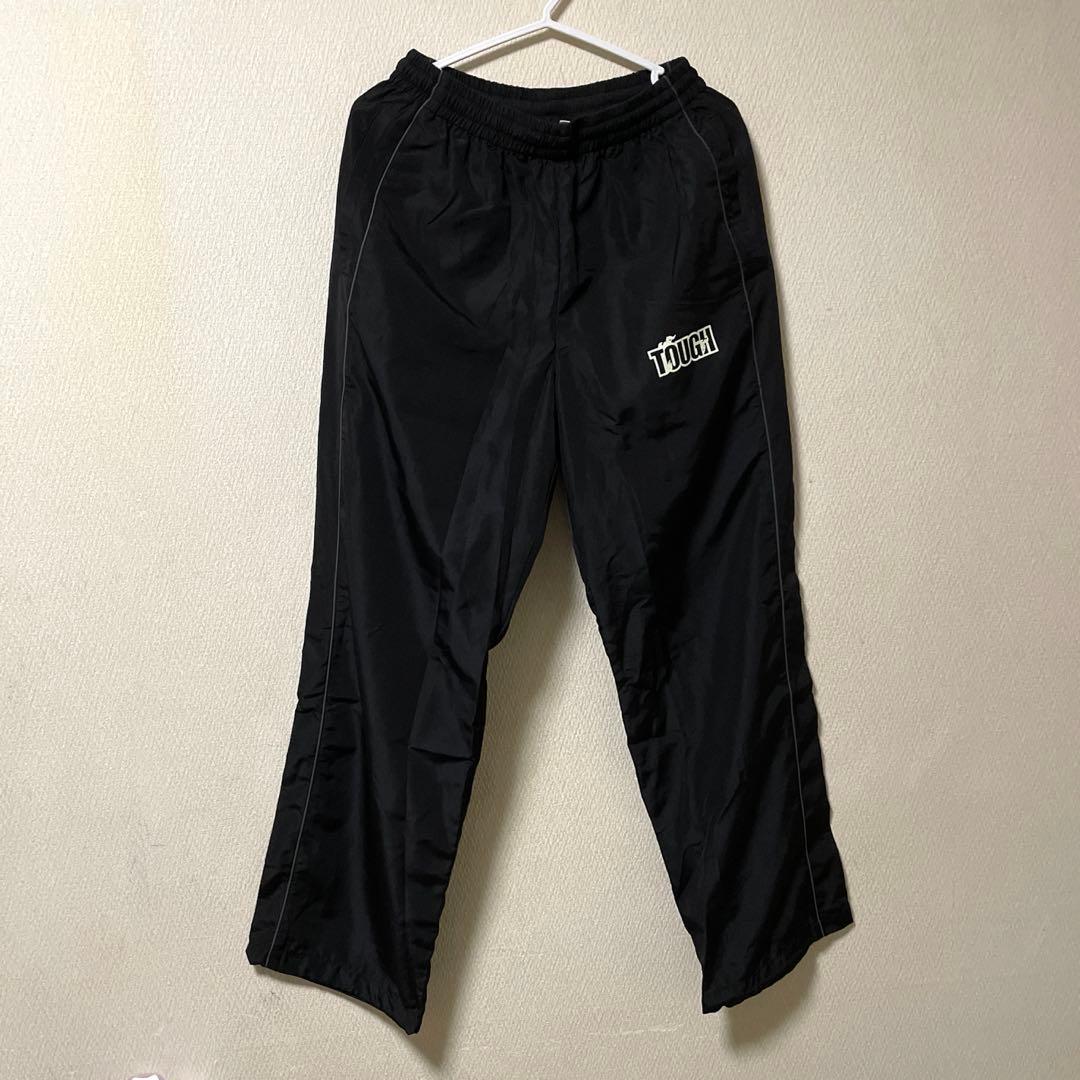 TOUGH ウインドブレーカー