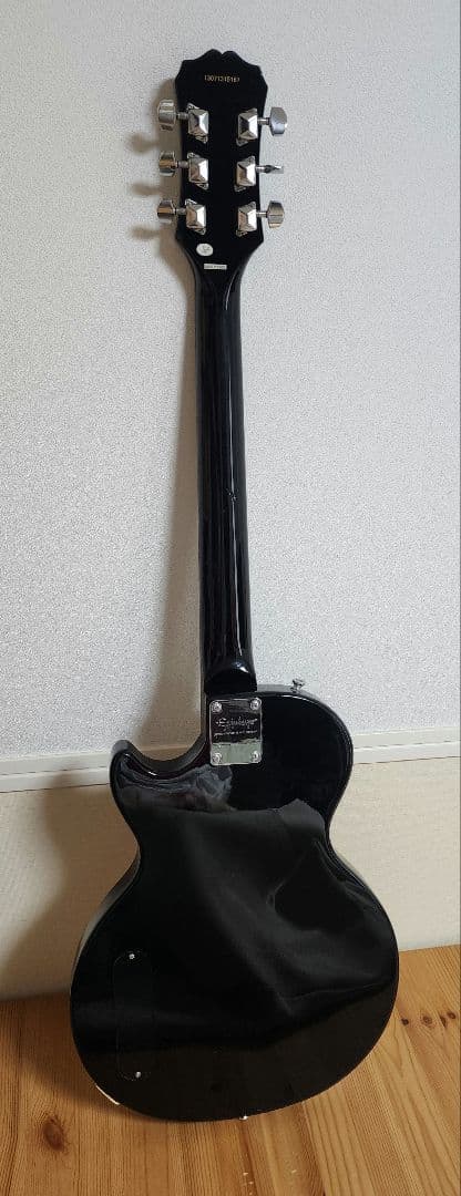 【良品】エピフォン　レスポールジュニア Jr　ソフトケース　新品弦　ピック付き