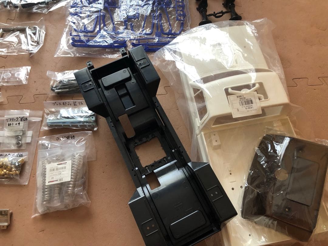 タミヤ　スーパークラッドバスター￼ 初回盤　シボレーグリル付　CHEVROLET