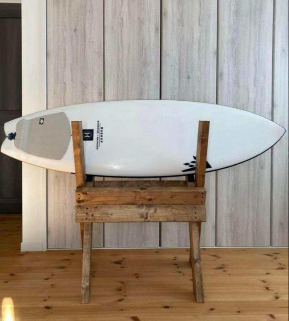 サーフボードディスプレイラック / メンテナンススタンド